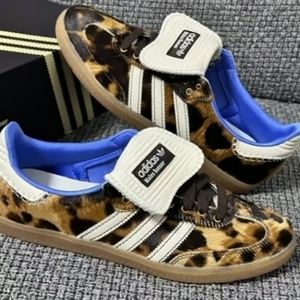 Meet your Posher, Corey